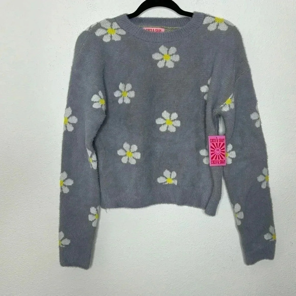 coco & shay Sweaters - COCO & SHAY fuzzy floral hippy gypsy sweater size Large NWT